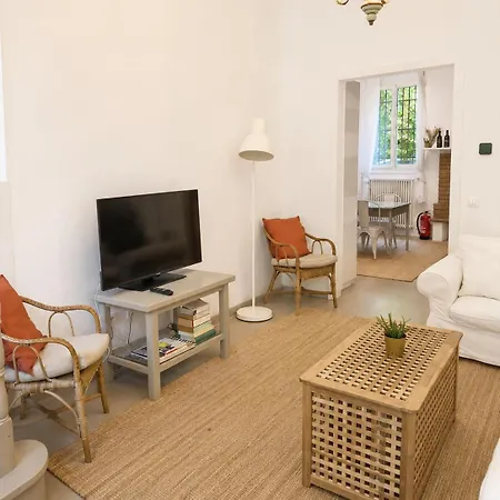 Garden By Veneto Apartment